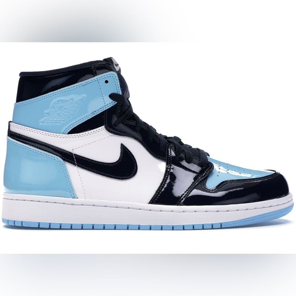 Nike Jordan 1 Patent Women’s Size 9.5 - gently pre-owned condition